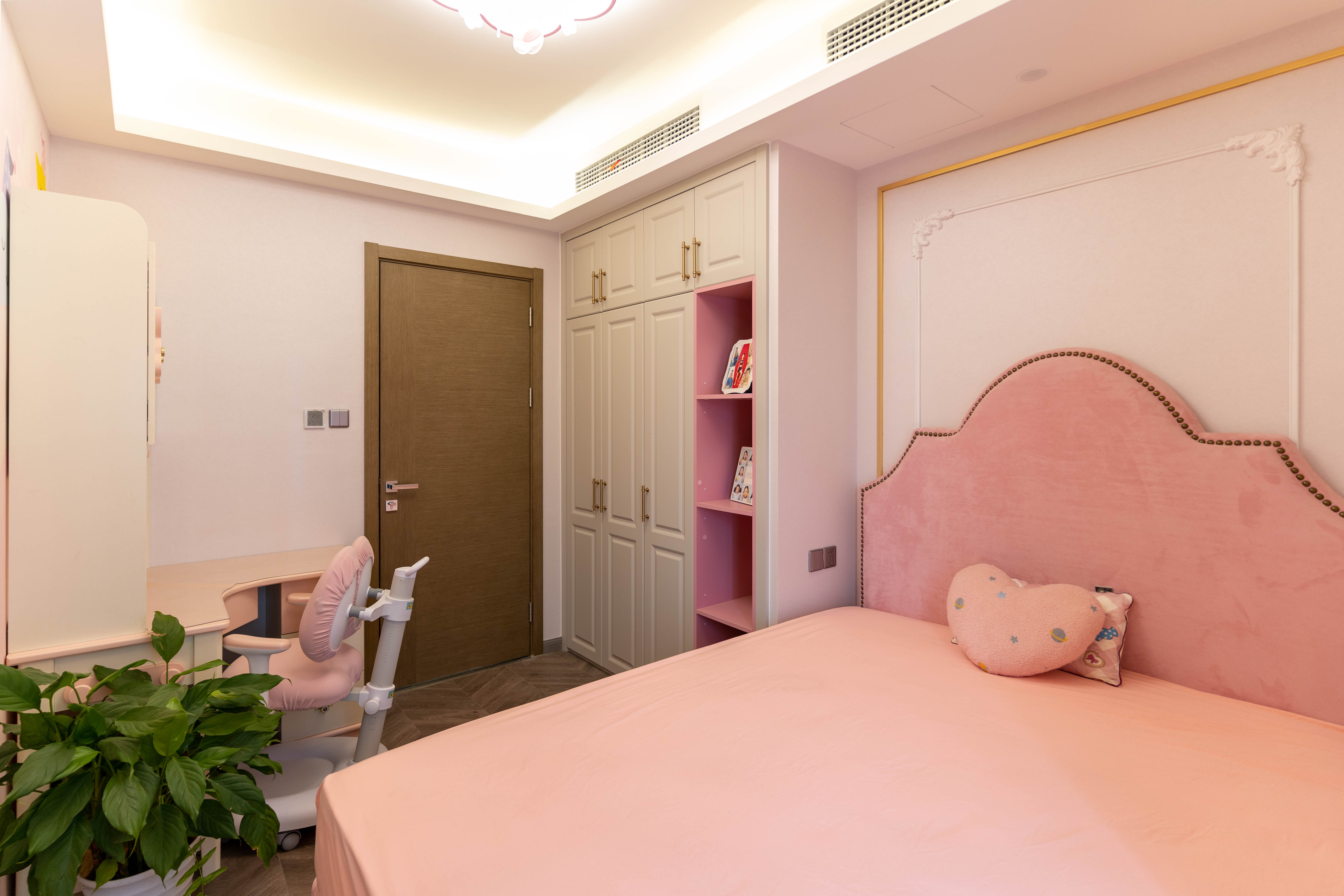 華潤翡翠城,現代輕奢