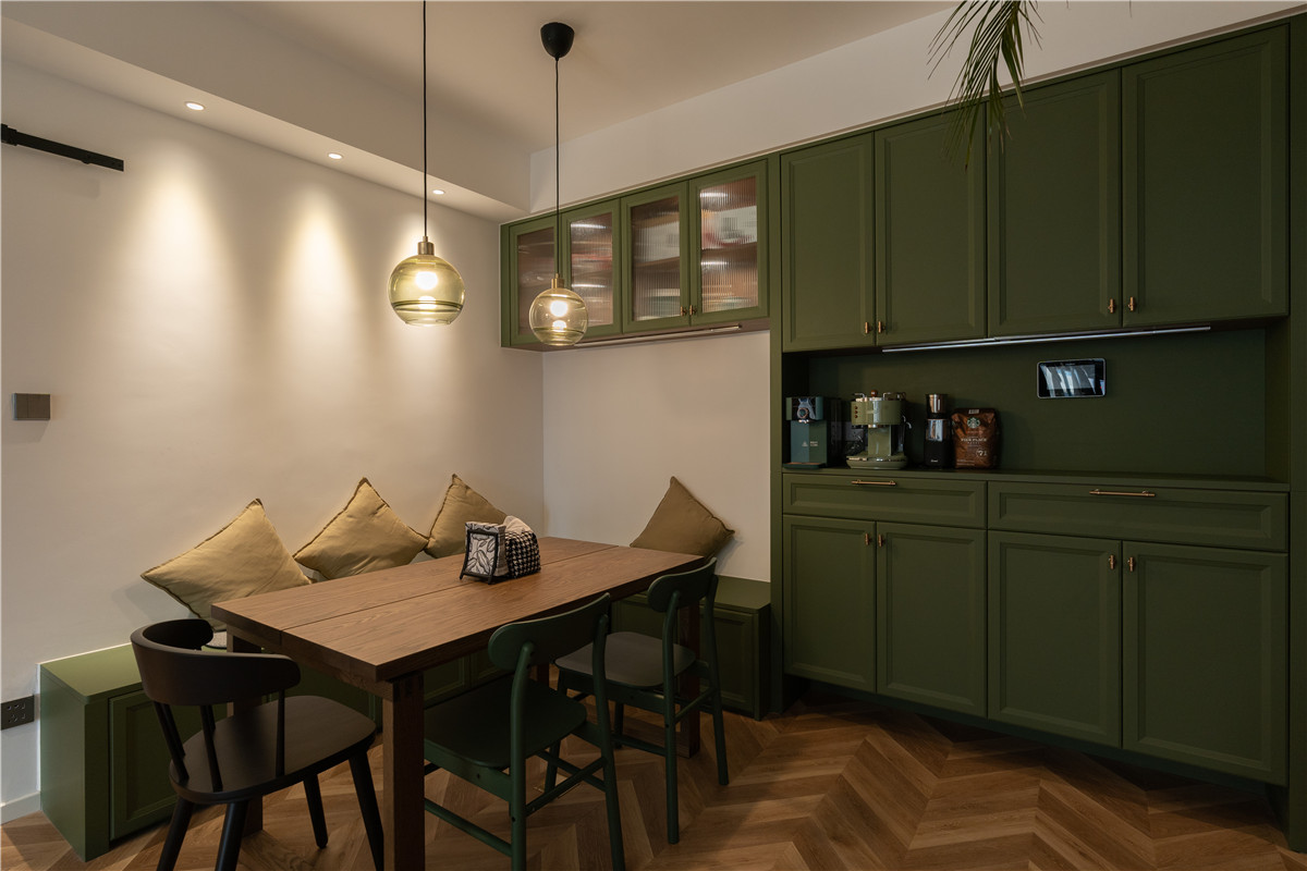 濱江軍苑,復古混搭風