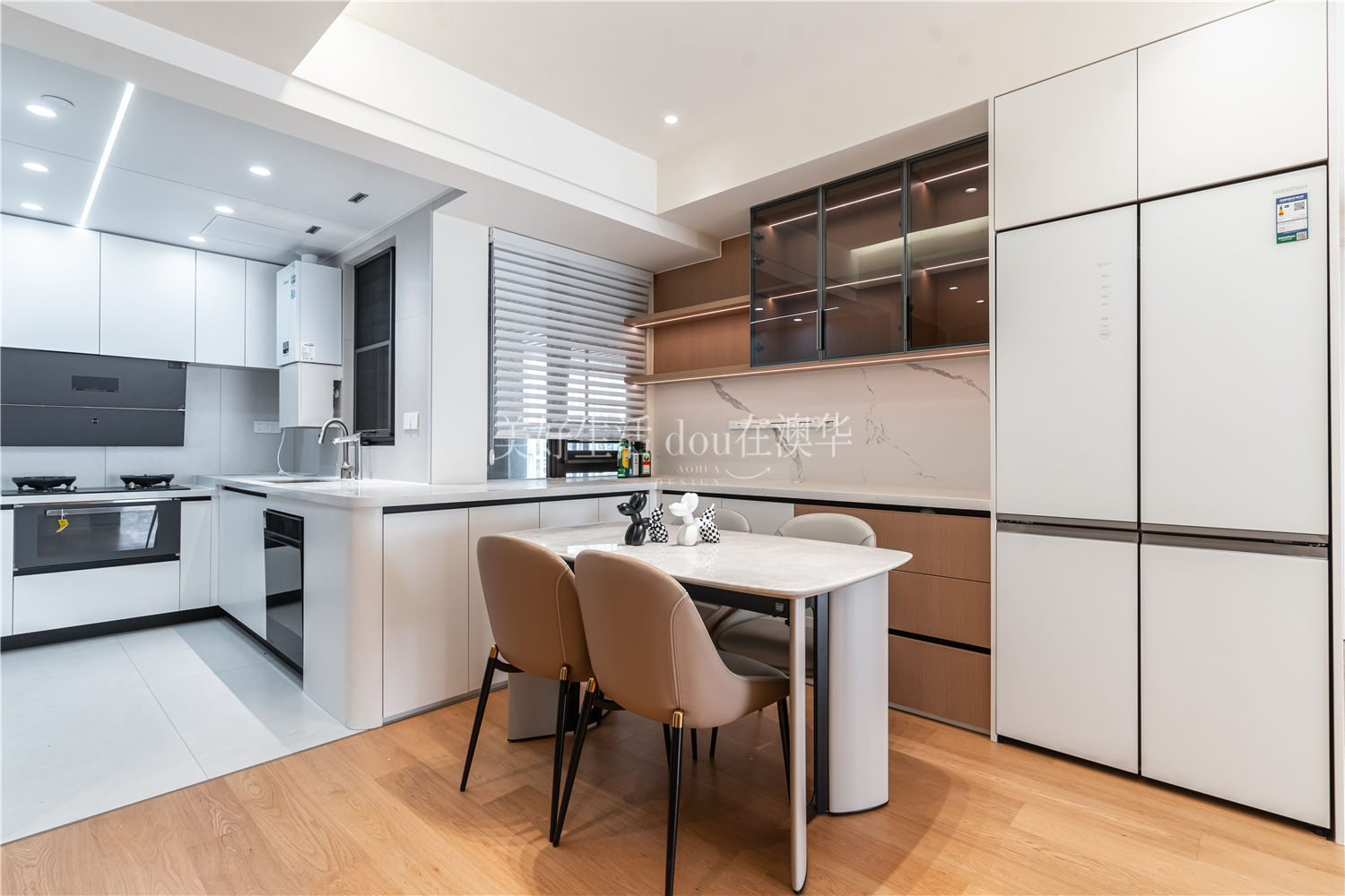 華發中城薈中央首府裝修,武漢裝修設計,現代原木風裝修