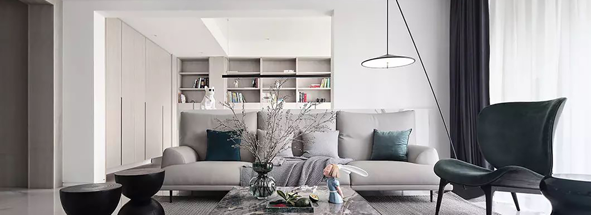 綠地國際金融城裝修,現(xiàn)代簡約黑白灰