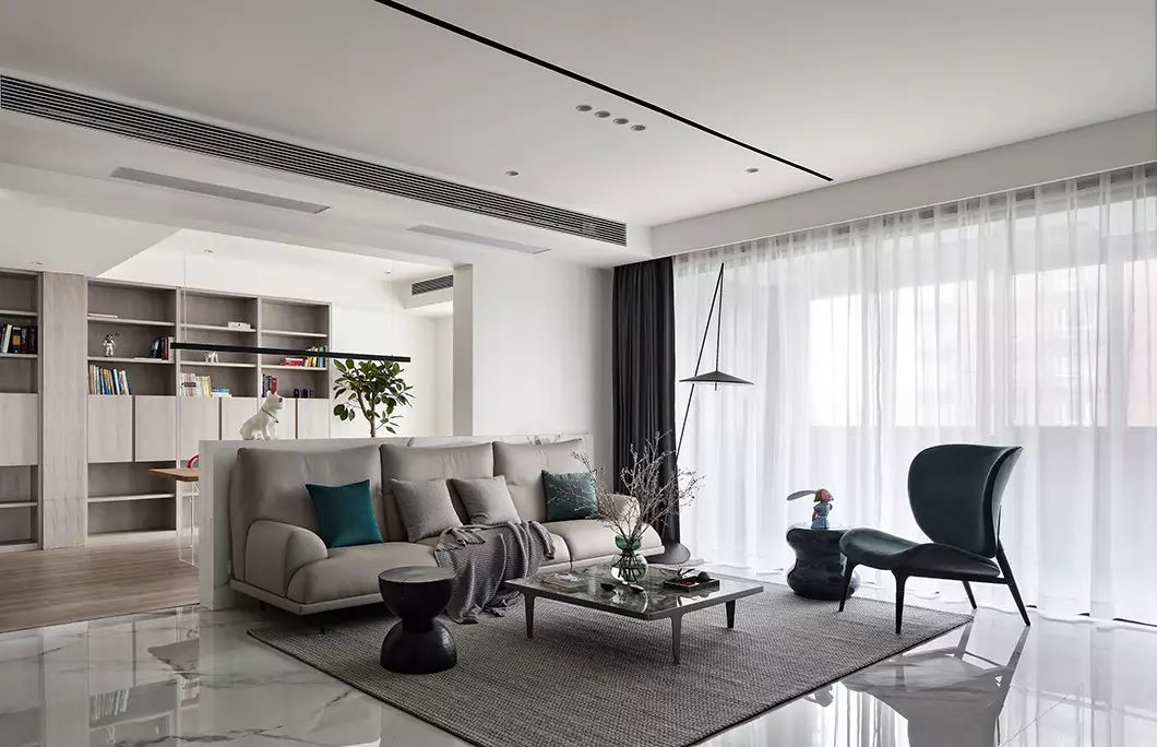 綠地國際金融城裝修,現(xiàn)代簡約黑白灰