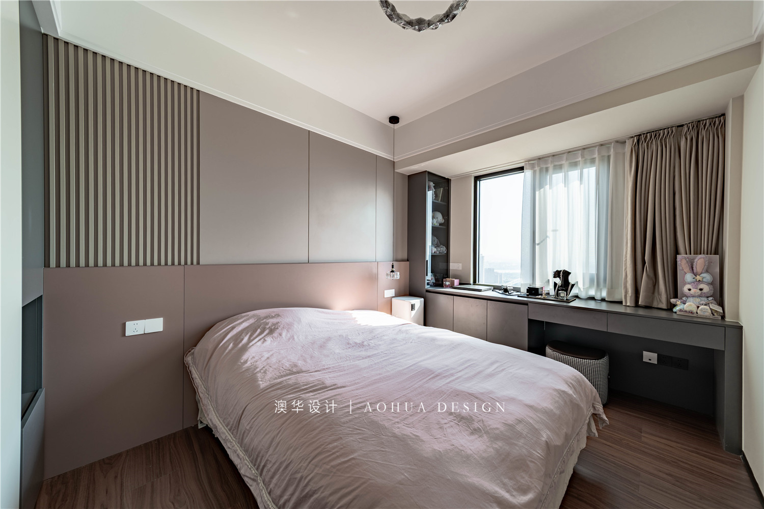 華僑城歡樂天際裝修,意式輕奢風格