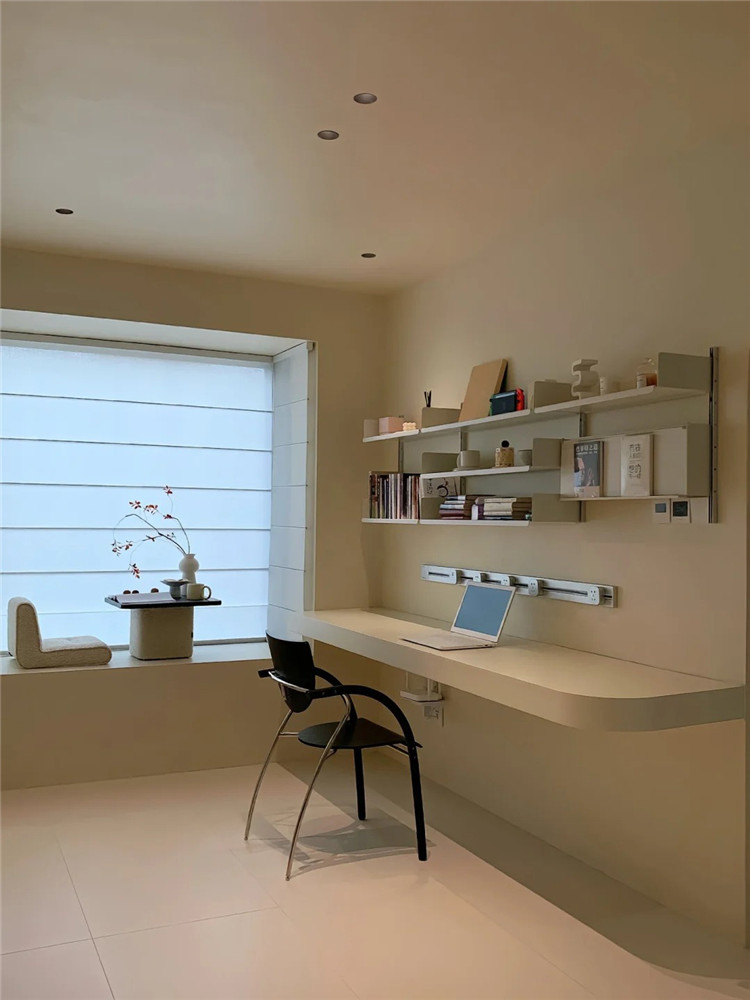 291101260576.jpg 懸浮書桌_.jpg