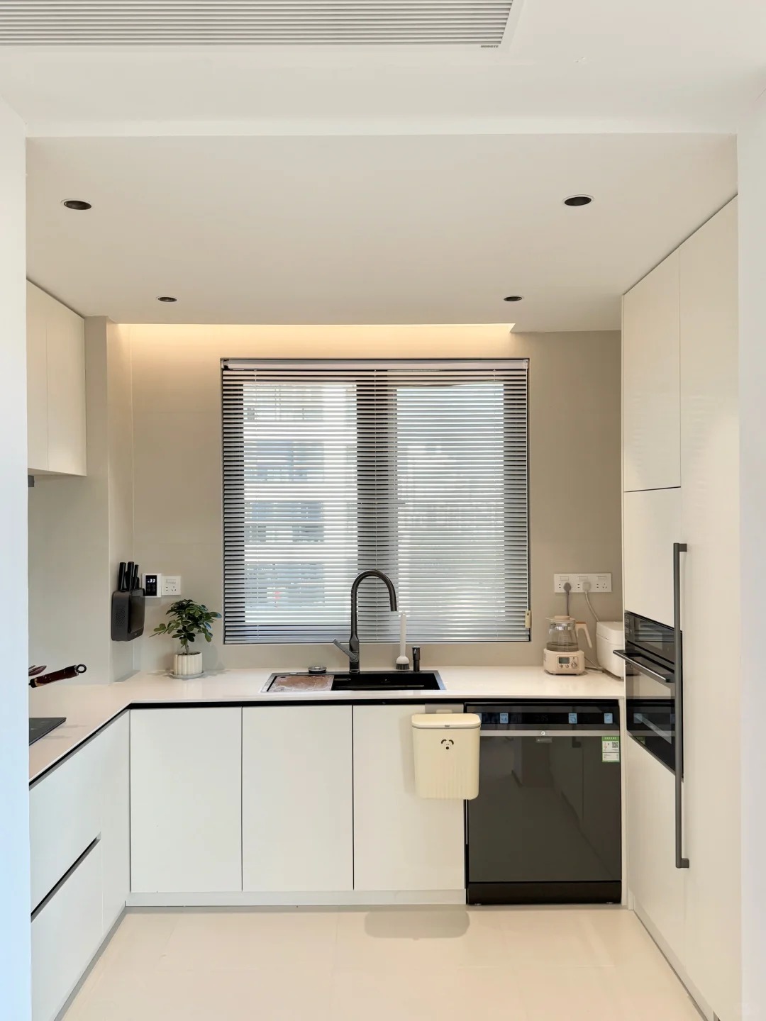 廚房過時(shí)裝修,廚房裝修避坑